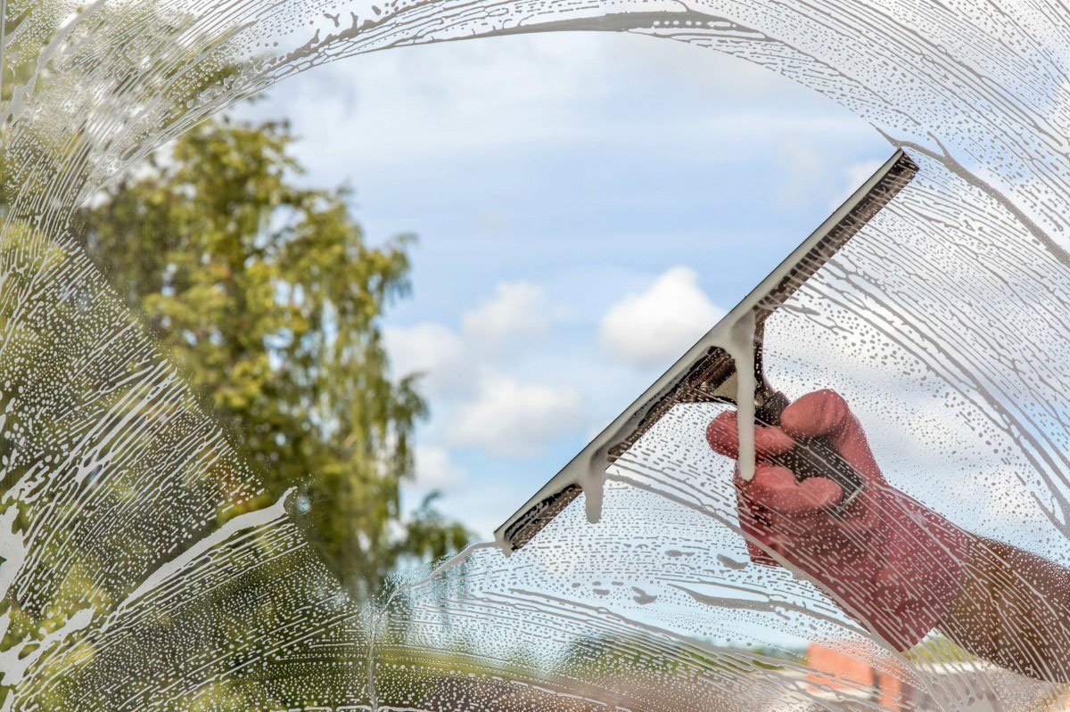 Window cleaning in Houston